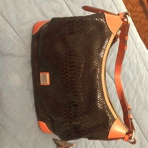 Dooney & Bourke hobo shoulder handbag